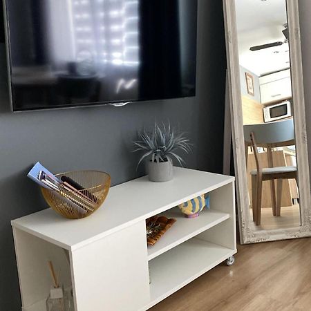 Apartment Ariella Jūrkalne Екстериор снимка