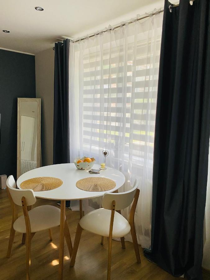 Apartment Ariella Jūrkalne Екстериор снимка
